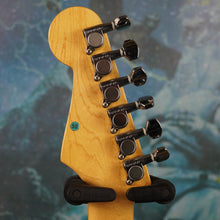 Load image into Gallery viewer, Fender Stratocaster '62 Reissue ST500VR 1991 Candy Apple Green MIJ Japan