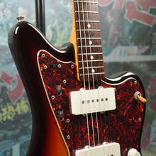Load image into Gallery viewer, Fender Jazzmaster '66 Reissue JM66-80 2004 3 Tone Sunburst CIJ Japan
