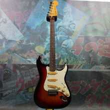 Load image into Gallery viewer, Fender Stratocaster Medium Scale ST314-55 1986 Sunburst MIJ Japan FujiGen