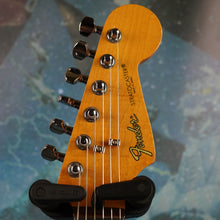 Load image into Gallery viewer, Fender Stratocaster Medium Scale ST314-55 1986 Sunburst MIJ Japan FujiGen