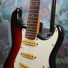 Load image into Gallery viewer, Fender Stratocaster Medium Scale ST314-55 1986 Sunburst MIJ Japan FujiGen