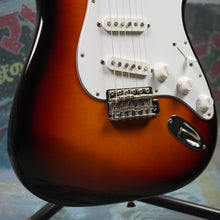 Load image into Gallery viewer, FGN JST-5R Stratocaster Neo Classic 2009 Sunburst FujiGen MIJ
