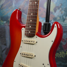 Load image into Gallery viewer, Fender Stratocaster '62 Reissue ST62 2007 Cherry Sunburst MIJ Japan