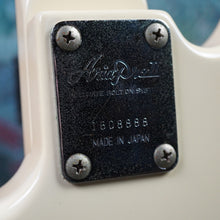 Load image into Gallery viewer, Aria Pro II Diamond Series Rock Device 1986 White MIJ Japan