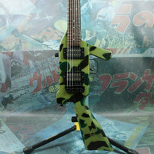 Load image into Gallery viewer, Hondo M-16 Machine Gun Guitar 1980's Camo