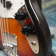 Load image into Gallery viewer, Fender Mustang Bass MG98-70SD 2006 Sunburst CIJ Japan