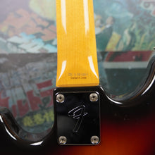 Load image into Gallery viewer, Fender Mustang Bass MG98-70SD 2006 Sunburst CIJ Japan