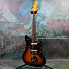 Load image into Gallery viewer, Fender Jaguar '66 Reissue JG66-85 2010 3 Tone Sunburst MIJ Japan