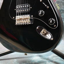Load image into Gallery viewer, Fender Stratocaster Medium Scale HSS ST314-60 85/87 Black MIJ Japan FujiGen Original Box