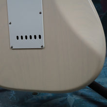 Load image into Gallery viewer, Fender Stratocaster ST57-TX ALG 2008 US Blonde CIJ Japan