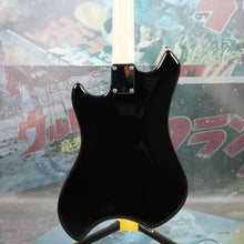 Load image into Gallery viewer, Fender Swinger 2021 Black MIJ Japan