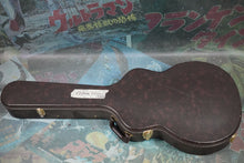Load image into Gallery viewer, Epiphone Casino JHS 1985 Sunburst Biege Label MIJ Matsumoku Japan