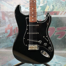 Load image into Gallery viewer, Squier Silver Series Stratocaster 1992 Black MIJ Japan