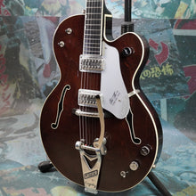 Load image into Gallery viewer, Gretsch 6199 Chet Atkins Tennessee Rose 2010 Walnut MIJ Japan