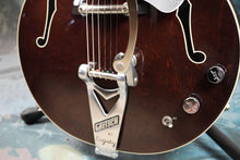 Load image into Gallery viewer, Gretsch 6199 Chet Atkins Tennessee Rose 2010 Walnut MIJ Japan