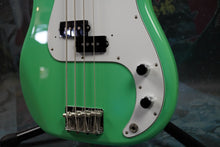 Load image into Gallery viewer, Fender Precision Bass Traditional 60's 2019 Surf Green MIJ Japan