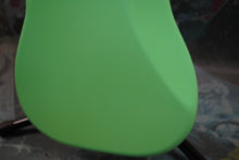 Load image into Gallery viewer, Fender Precision Bass Traditional 60's 2019 Surf Green MIJ Japan