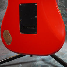 Load image into Gallery viewer, Fender Stratocaster Boxer Series ST556-65 1985 Red MIJ Japan