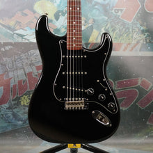 Load image into Gallery viewer, Squier Silver Series Stratocaster 1993 Black MIJ Japan