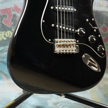 Load image into Gallery viewer, Squier Silver Series Stratocaster 1993 Black MIJ Japan
