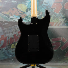 Load image into Gallery viewer, Squier Silver Series Stratocaster 1993 Black MIJ Japan