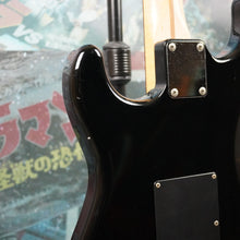 Load image into Gallery viewer, Squier Silver Series Stratocaster 1993 Black MIJ Japan