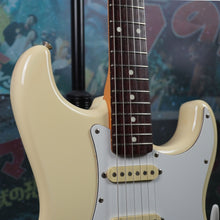 Load image into Gallery viewer, Squier Stratocaster SST-30 1985 Olympic White E Serial MIJ Japan