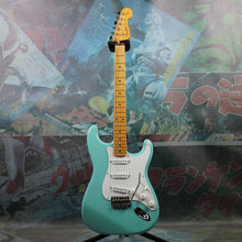 Load image into Gallery viewer, Fender Stratocaster Classic 50's 2016 Sonic Blue MIJ Japan