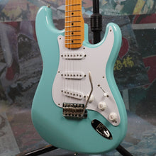 Load image into Gallery viewer, Fender Stratocaster Classic 50's 2016 Sonic Blue MIJ Japan