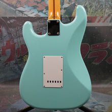 Load image into Gallery viewer, Fender Stratocaster Classic 50's 2016 Sonic Blue MIJ Japan
