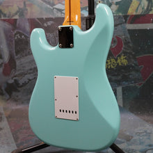 Load image into Gallery viewer, Fender Stratocaster Classic 50's 2016 Sonic Blue MIJ Japan