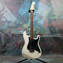 Load image into Gallery viewer, Tokai SD-40 Super Edition Stratocaster HH 1980's White MIJ Japan