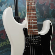 Load image into Gallery viewer, Tokai SD-40 Super Edition Stratocaster HH 1980's White MIJ Japan