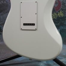 Load image into Gallery viewer, Fender Super Sonic 2021 Olympic White Japan MIJ Offset JDM