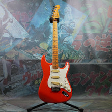 Load image into Gallery viewer, Squier Hank Marvin Signature Stratocaster 1992 Fiesta Red MIJ Japan