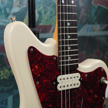 Load image into Gallery viewer, Squier Jagmaster Vista Series 1997 Olympic White MIJ japan FujiGen