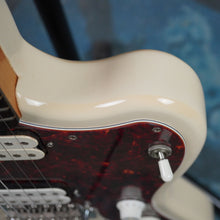 Load image into Gallery viewer, Squier Jagmaster Vista Series 1997 Olympic White MIJ japan FujiGen