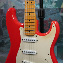 Load image into Gallery viewer, Squier Classic Vibe 50's Stratocaster 2010 Fiesta Red