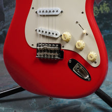 Load image into Gallery viewer, Squier Classic Vibe 50's Stratocaster 2010 Fiesta Red
