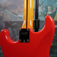 Load image into Gallery viewer, Squier Classic Vibe 50's Stratocaster 2010 Fiesta Red