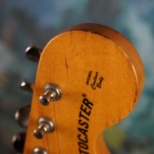 Load image into Gallery viewer, Squier Japan '72 Reissue Stratocaster CST-398 SQ Serial MIJ 1984 Sunburst