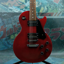 Load image into Gallery viewer, Gibson Les Paul Studio 2001 Ruby Red