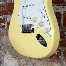 Load image into Gallery viewer, Fender Stratocaster &#39;72 Reissue ST72 USA Pickups Olympic White 1990&#39;s MIJ Japan
