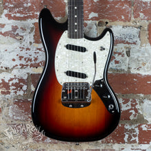 Load image into Gallery viewer, Fender American Performer Mustang 2018 Sunburst
