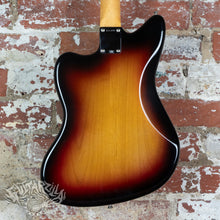 Load image into Gallery viewer, Fender Jazzmaster 1962 Reissue AVRI American Vintage 2005 Sunburst
