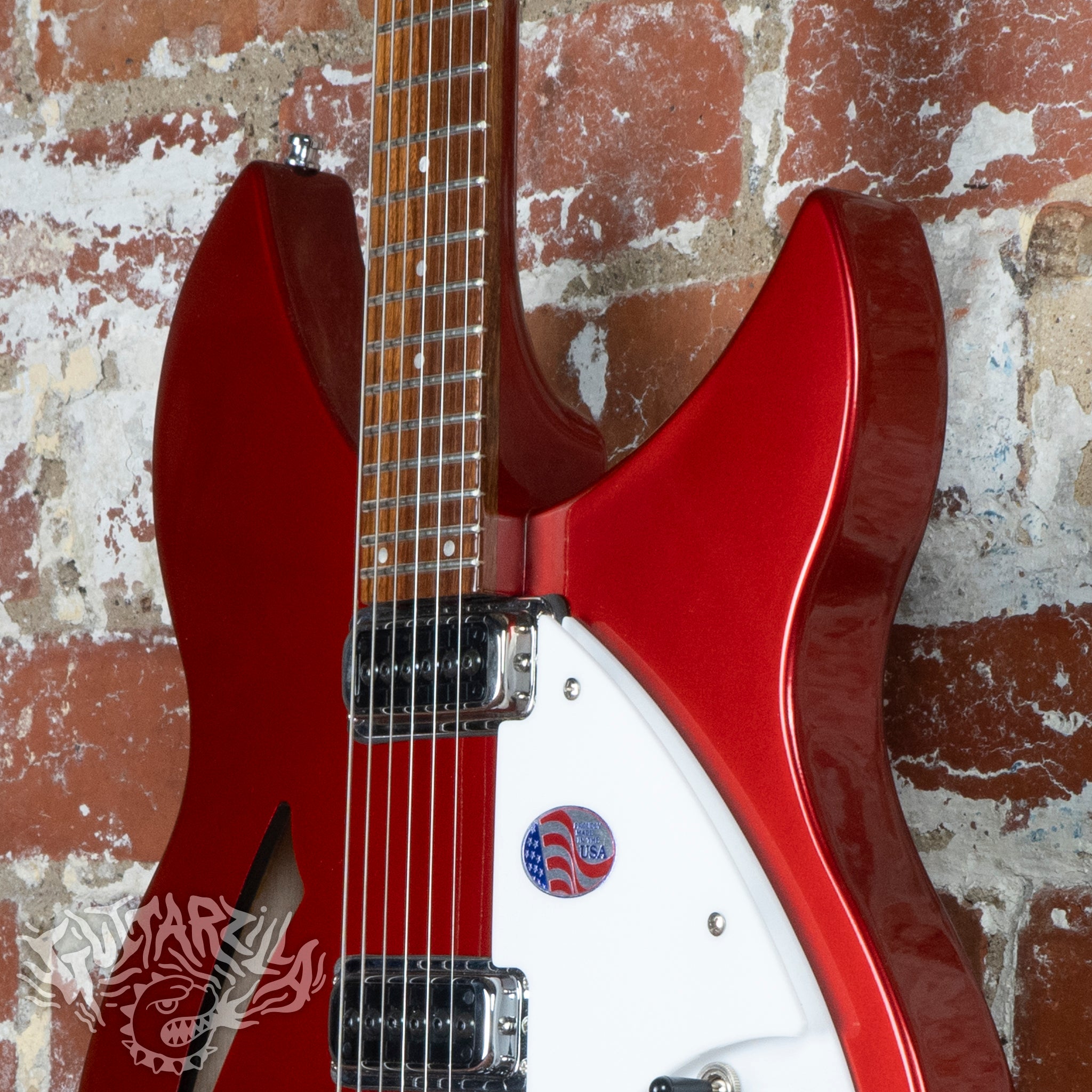 Rickenbacker 330 2012 Ruby Red USA – Guitarzilla