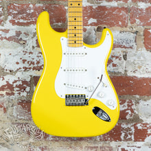 Load image into Gallery viewer, Fender Stratocaster &#39;57 Reissue ST57 2010 Rebel Yellow MIJ Japan
