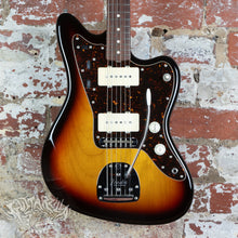 Load image into Gallery viewer, Fender Jazzmaster Classic 60&#39;s 2015 Sunburst MIJ Japan Exclusive
