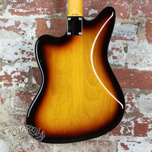 Load image into Gallery viewer, Fender Jazzmaster Classic 60&#39;s 2015 Sunburst MIJ Japan Exclusive
