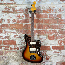 Load image into Gallery viewer, Fender Jazzmaster Classic 60&#39;s 2015 Sunburst MIJ Japan Exclusive
